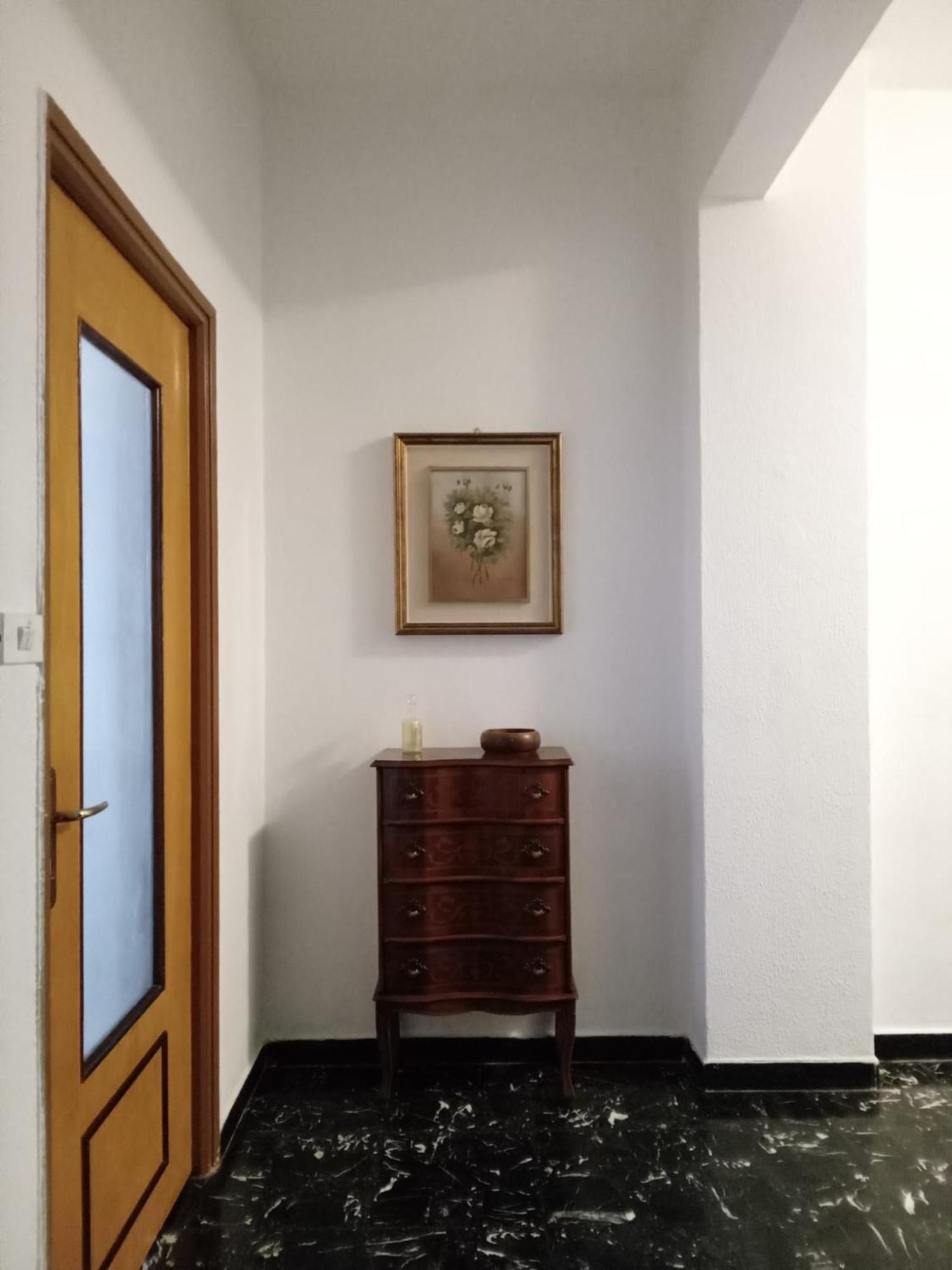 Homebetty Vado Ligure Εξωτερικό φωτογραφία